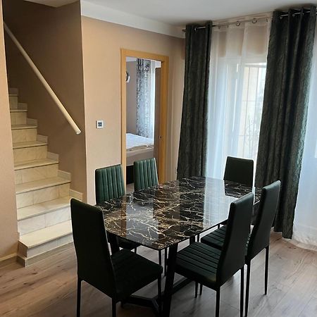 Villa Nadiya App Pool, Parking Torrevieja Eksteriør billede