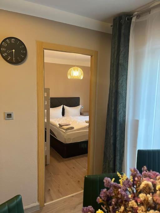 Villa Nadiya App Pool, Parking Torrevieja Eksteriør billede