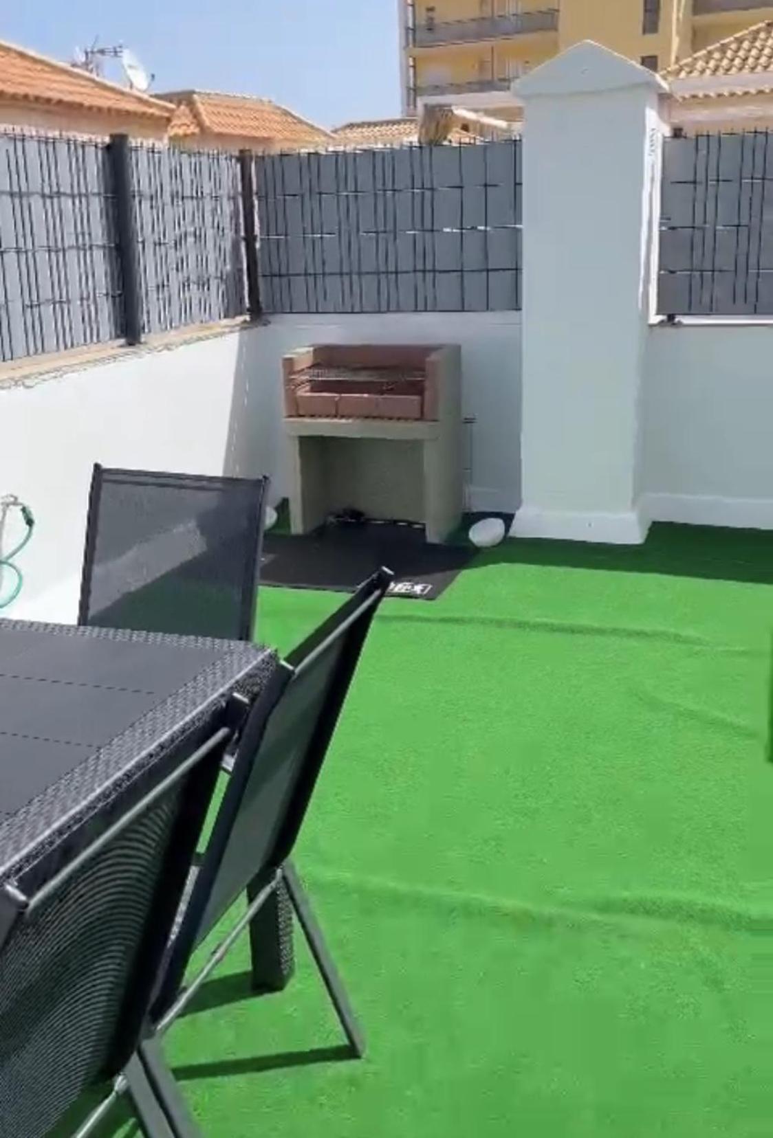 Villa Nadiya App Pool, Parking Torrevieja Eksteriør billede