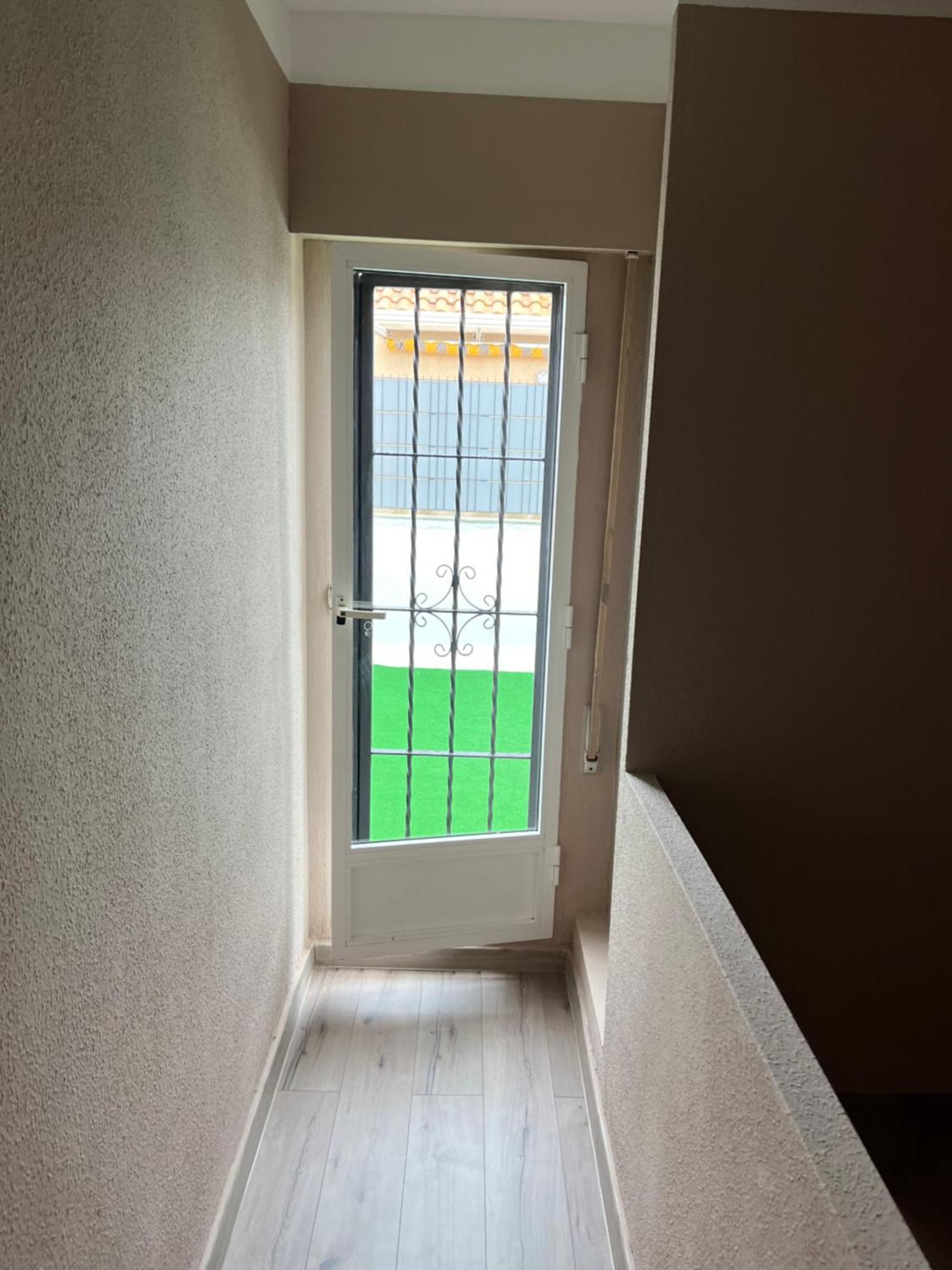 Villa Nadiya App Pool, Parking Torrevieja Eksteriør billede