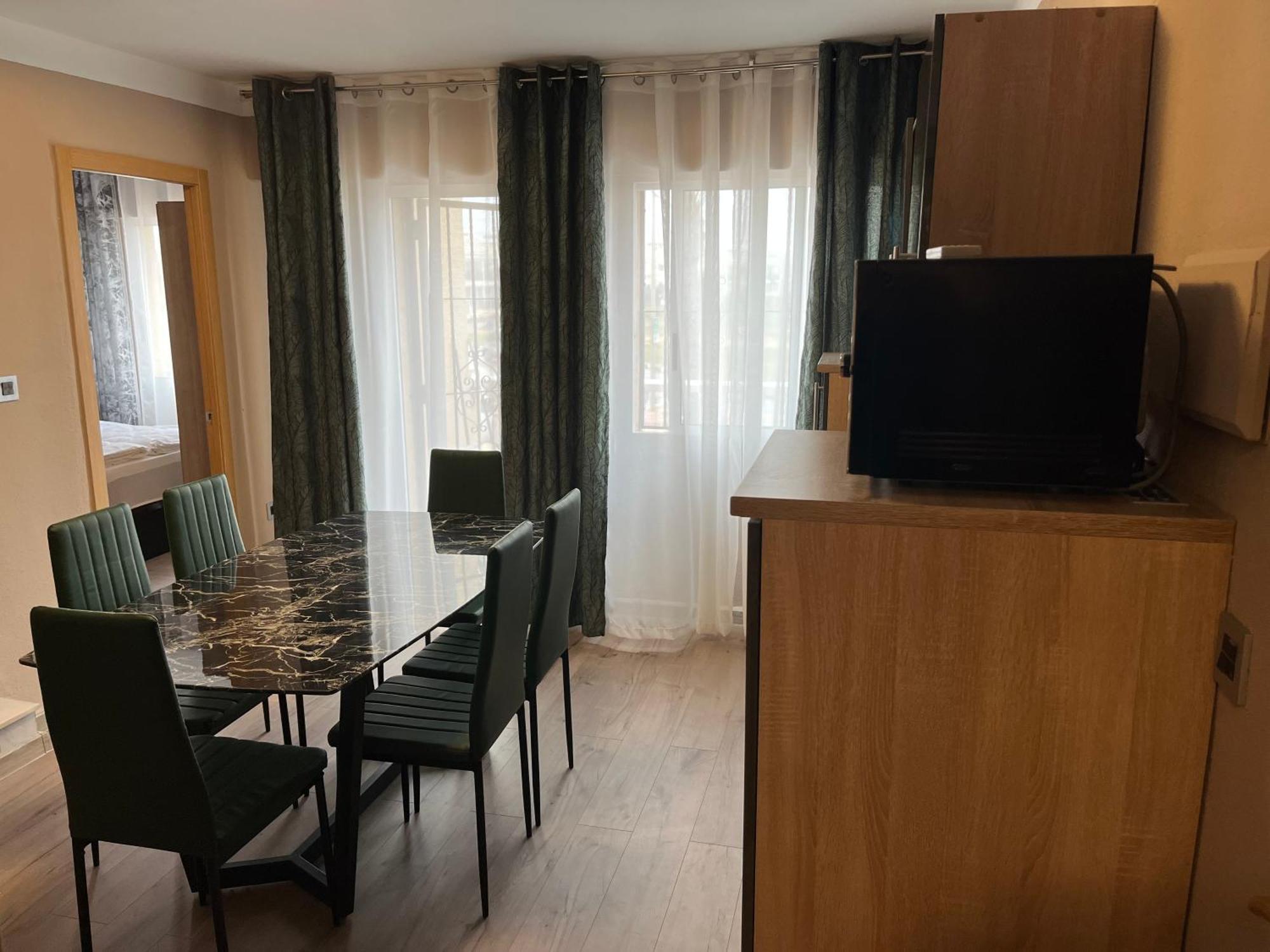 Villa Nadiya App Pool, Parking Torrevieja Eksteriør billede